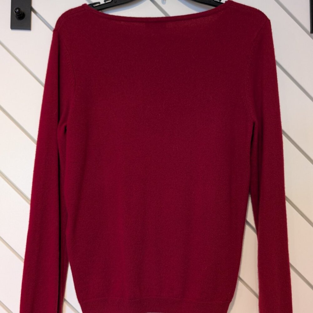 Un jour Ailleurs Red 100% Cashmere Sweater - Picture 3 of 5